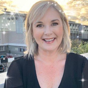 Meet your Posher, Jane